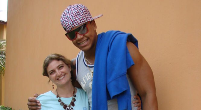 Banda Parangolé chega da Europa e se hospeda no La Torre