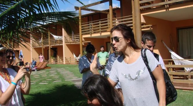 Ivete Sangalo descansa no La Torre após show na Arena Axé Moi