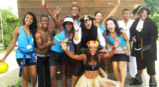 Lazer do La Torre Resort cria Clube dos Jovens