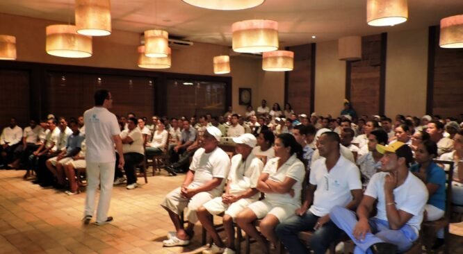 La Torre Resort realiza reunião geral sobre liderança