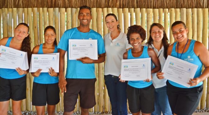 Equipe de Lazer do La Torre Resort é certificada em curso de arvorismo