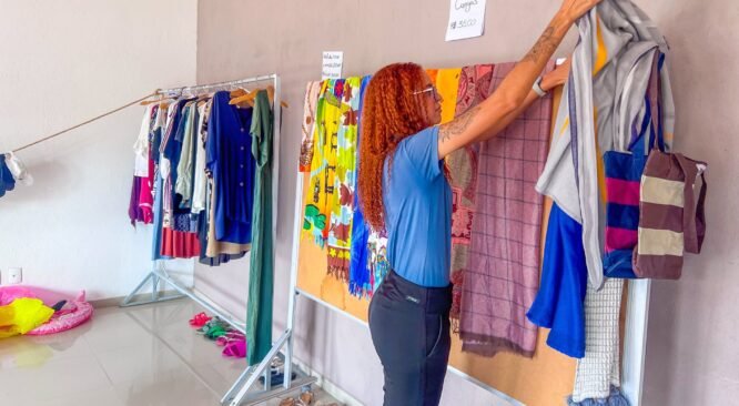 Achados e perdidos – La Torre organiza bazar com verba destinada a cestas básicas